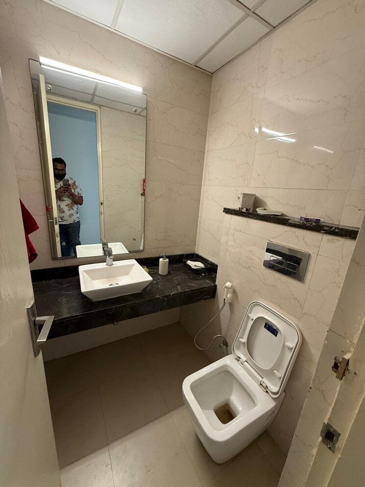 Attached Bathroom, bestech-park-view-grand-spa 5 Bedroom 4200 Sq.Ft. Apartment In Sector 81 Gurgaon 8666329