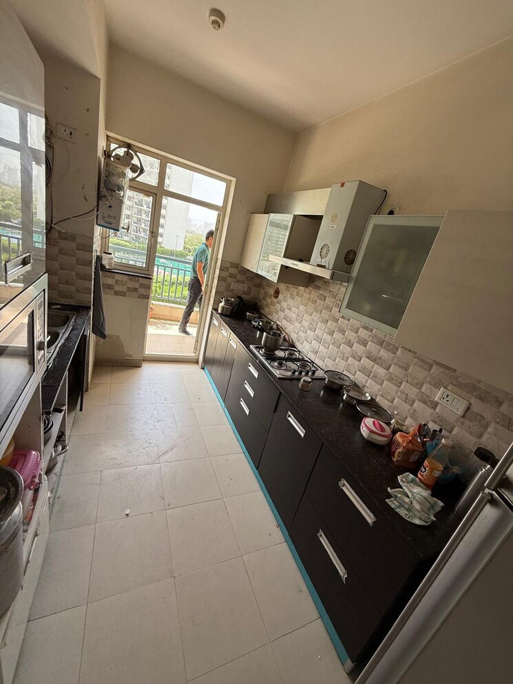 Kitchen, bestech-park-view-grand-spa 5 Bedroom 4200 Sq.Ft. Apartment In Sector 81 Gurgaon 8666329