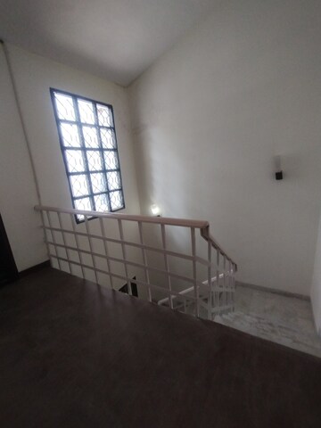 Staircase in 2 BHK Builder Floor at Sushant Lok 2, Sector 57 – for Rent