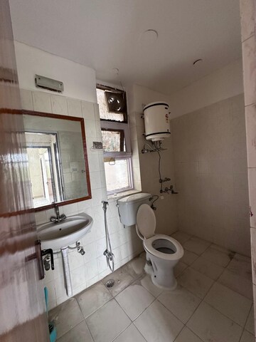 Bathroom in 3 BHK Builder Floor at Gupta Awas, Sector 43 – for Rent