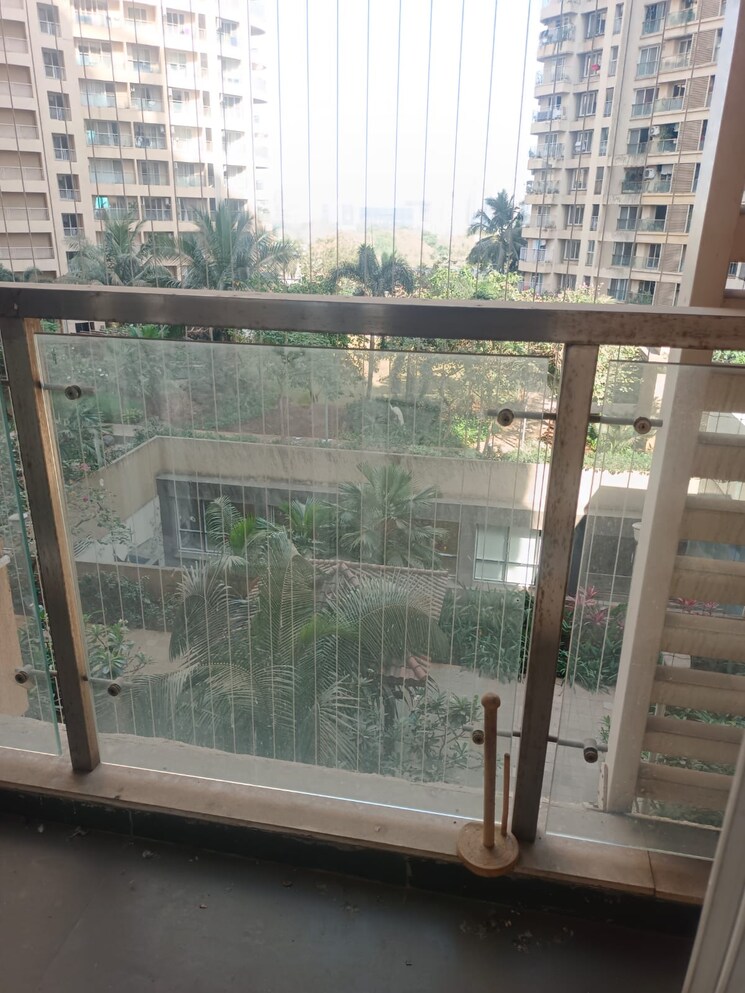 Balcony, lodha-sterling 2 Bedroom 820 Sq.Ft. Apartment In Kolshet Road Thane 8666343