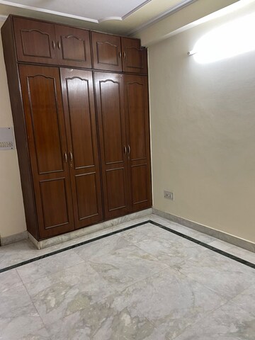 2 BHK Builder Floor For Rent in Saket