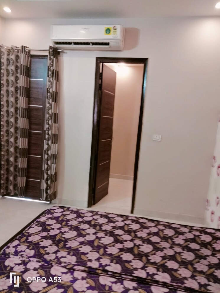 Bedroom, sunshine-enclave 3 Bedroom 1215 Sq.Ft. Builder Floor In Vip Road Zirakpur 8666394