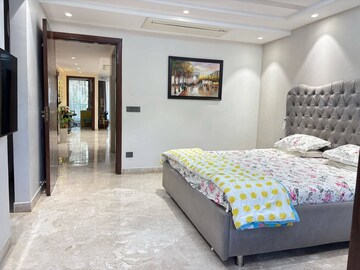 Bedroom in 1 BHK Builder Floor at Enkay Towers, Sector 19 – for Rent