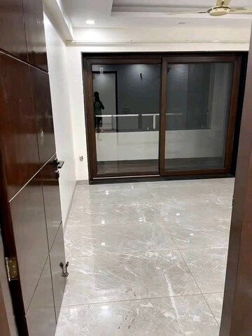 Bathroom in 1 BHK Builder Floor at Enkay Towers, Sector 19 – for Rent