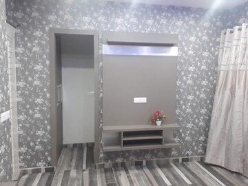 Room in 3 BHK Independent House at Aerocity – for Sale