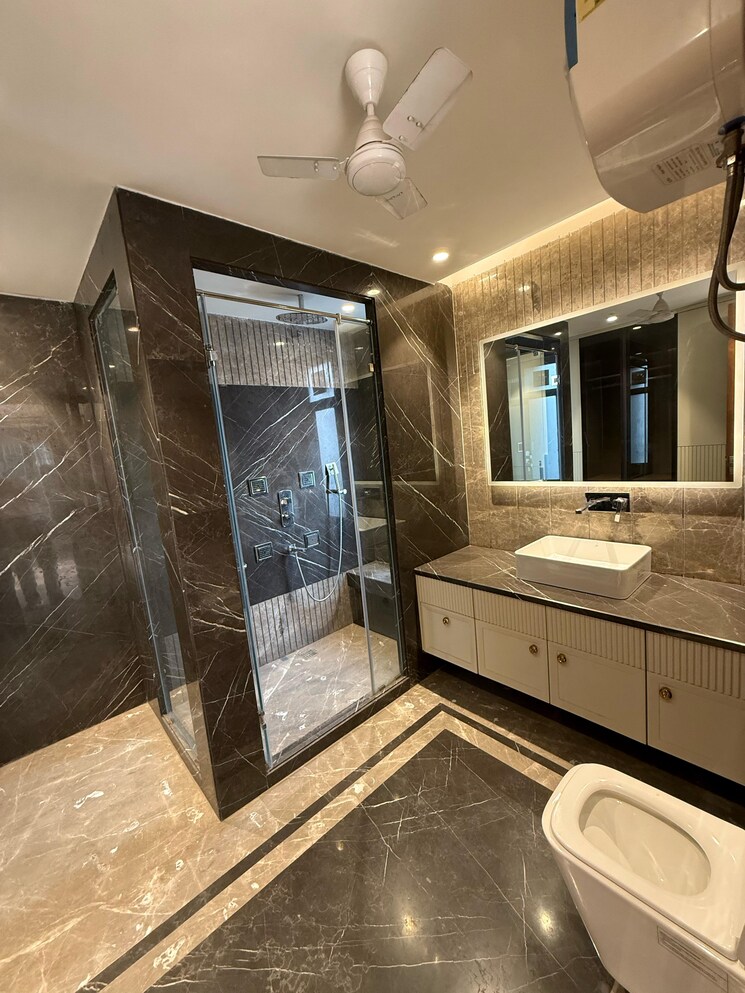 Kitchen, greater kailash 4 Bedroom 300 Sq.Yd. Builder Floor In Greater Kailash Delhi 8666488