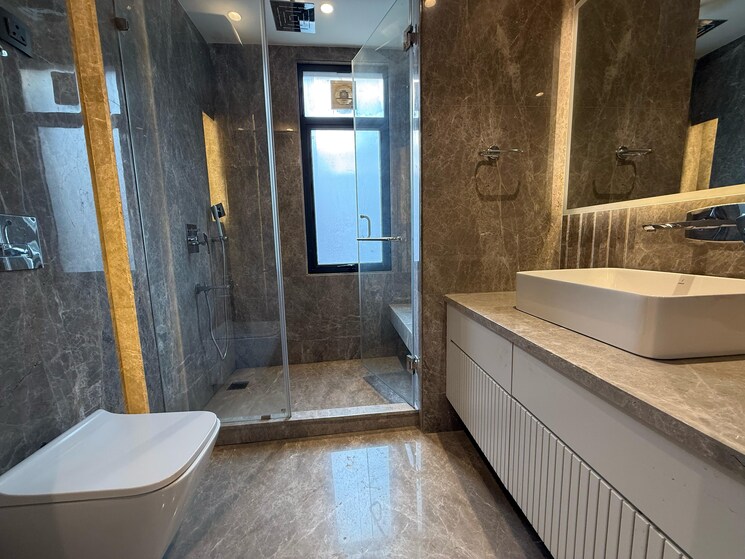 Balcony, greater kailash 4 Bedroom 300 Sq.Yd. Builder Floor In Greater Kailash Delhi 8666488