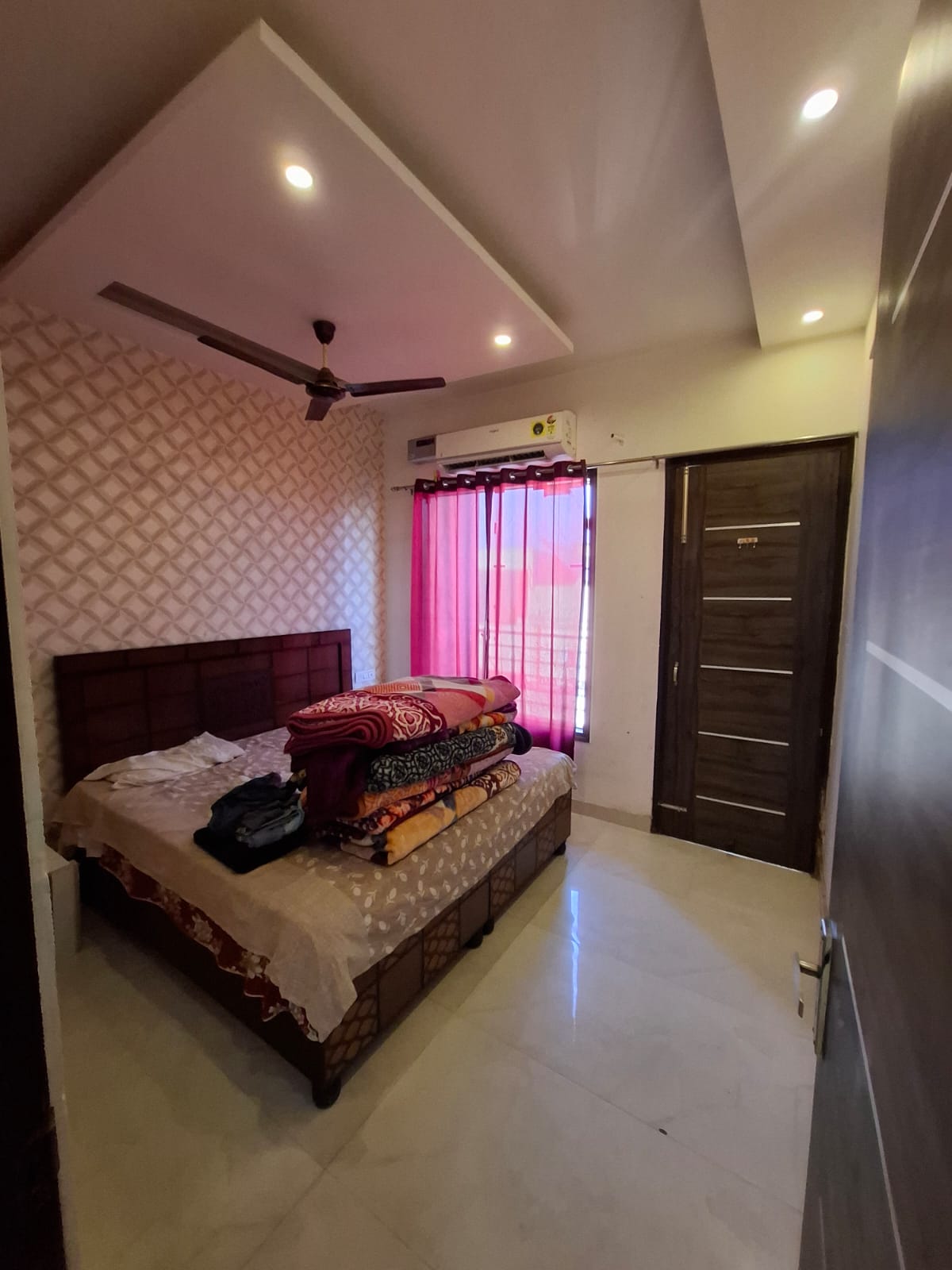 3 BHK Builder Floor For Rent in Sunshine Enclave