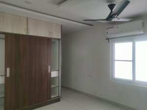 Room in 3 BHK Apartment at White House Banjara Hills, Banjara Hills – for Sale