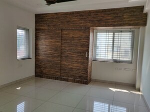 Room in 3 BHK Apartment at White House Banjara Hills, Banjara Hills – for Sale