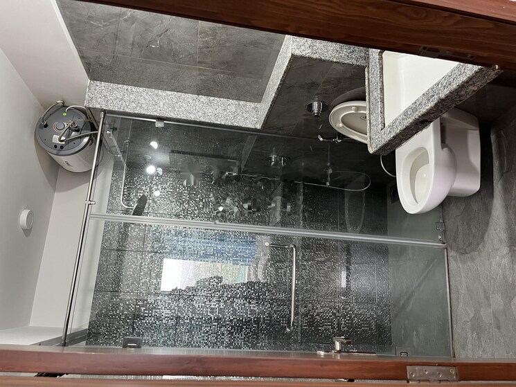 Attached Bathroom, amanora-gold-towers 2 Bedroom 719 Sq.Ft. Apartment In Hadapsar Pune 8666454