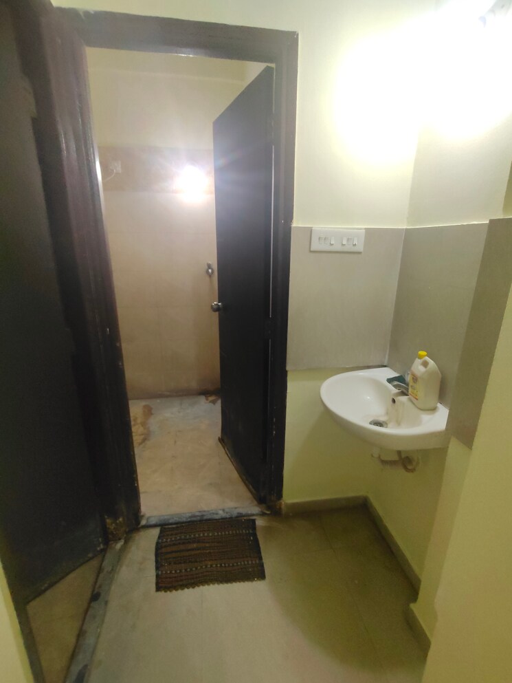 Bathroom, keystone-hills 1 Bedroom 646 Sq.Ft. Apartment In Undri Pune 8666498