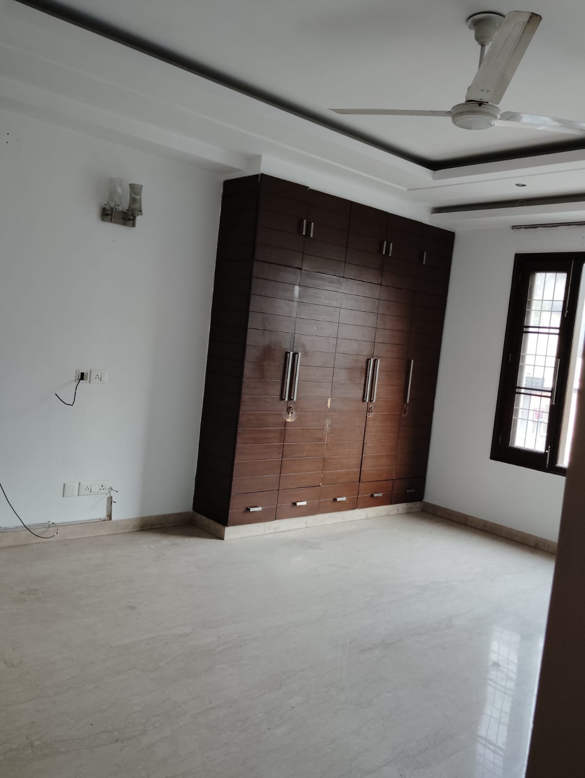 3 BHK Apartment For Sale in Chittranjan Park