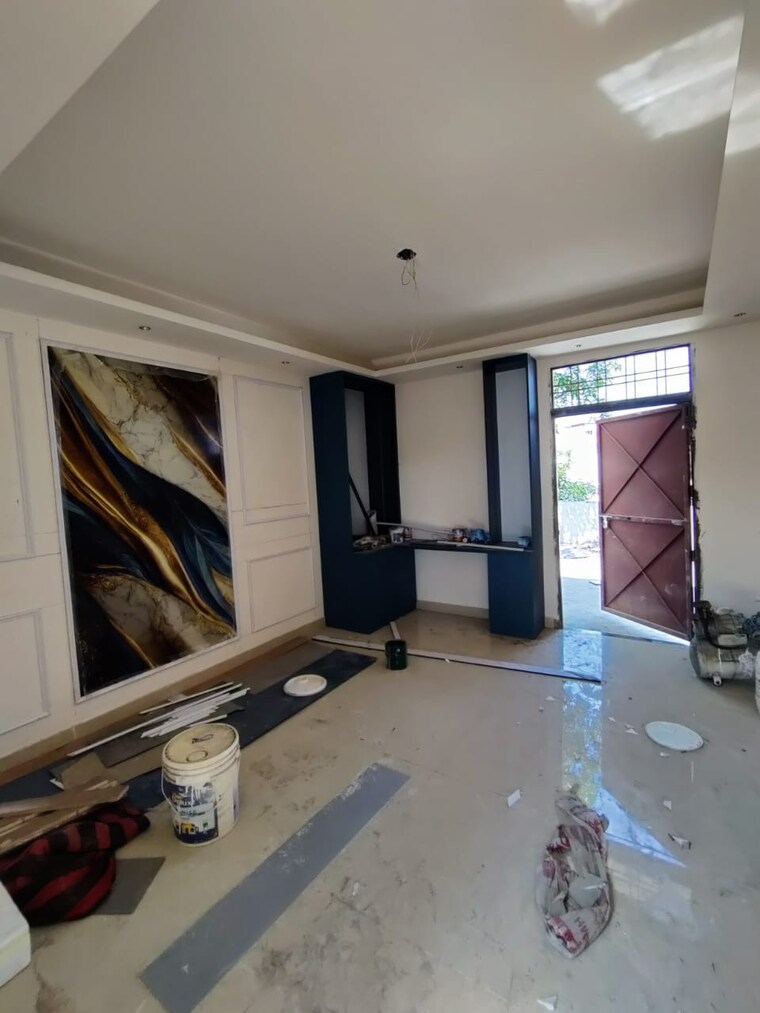 Living Room, gms road 4 Bedroom 165 Sq.Yd. Builder Floor In Gms Road Dehradun 8666531