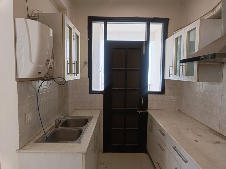 Kitchen, dhakoli 2 Bedroom 1410 Sq.Ft. Apartment In Dhakoli Zirakpur 8666537