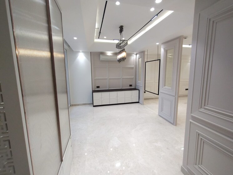 Other, dlf-the-ultima 3 Bedroom 2100 Sq.Ft. Apartment In Sector 81 Gurgaon 8666578