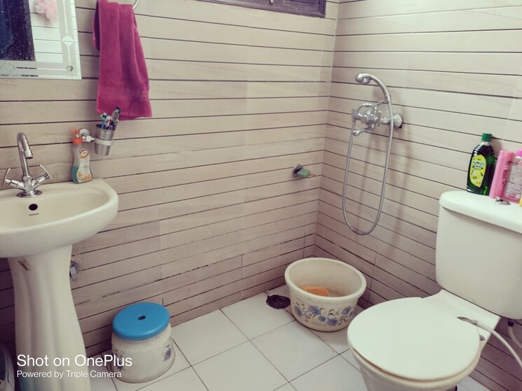 Bathroom, sbp-city-of-dreams-zirakpur 1 Bedroom 900 Sq.Ft. Apartment In High Ground Zirakpur 8666584