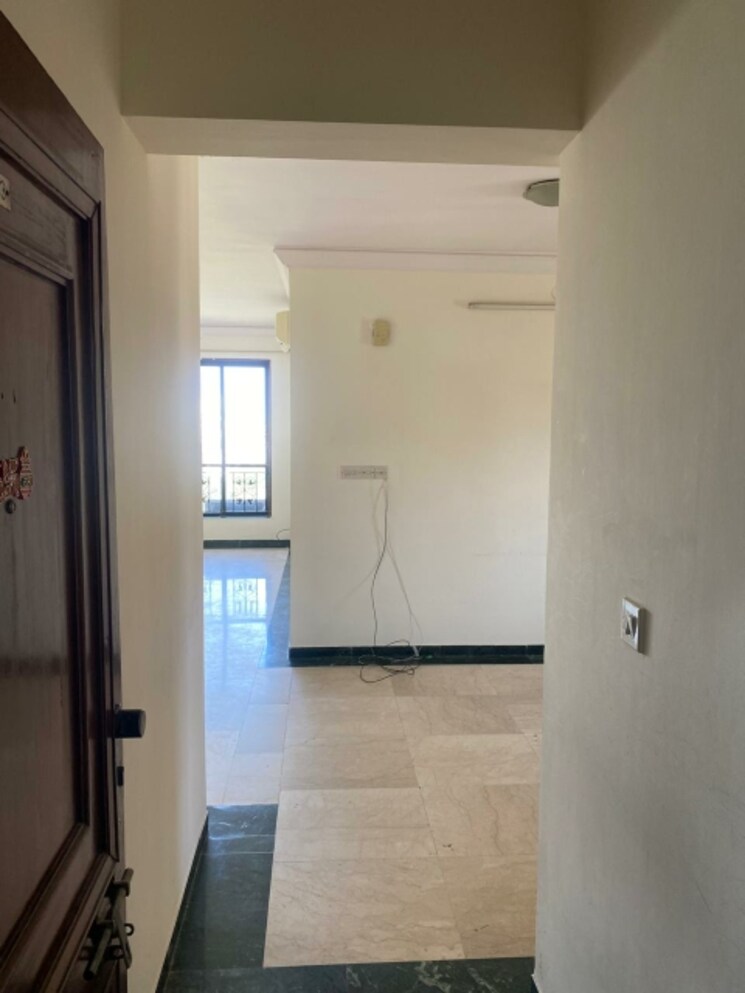 Bathroom, hiranandani-gardens-valencia 3 Bedroom 1450 Sq.Ft. Apartment In Powai Mumbai 8666809