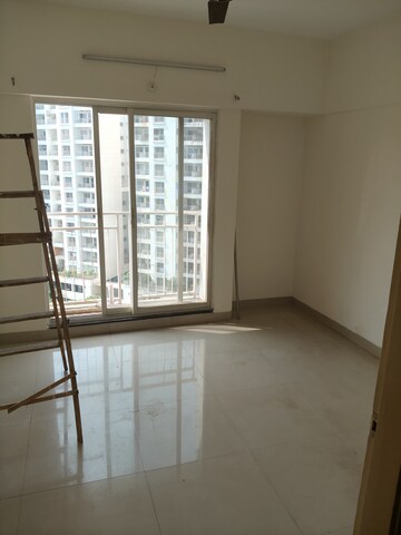 Room in 2.5 BHK Apartment at Godrej Horizon, Mohammadwadi – for Sale