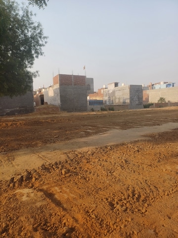  Plot For Sale in Dheeraj Nagar