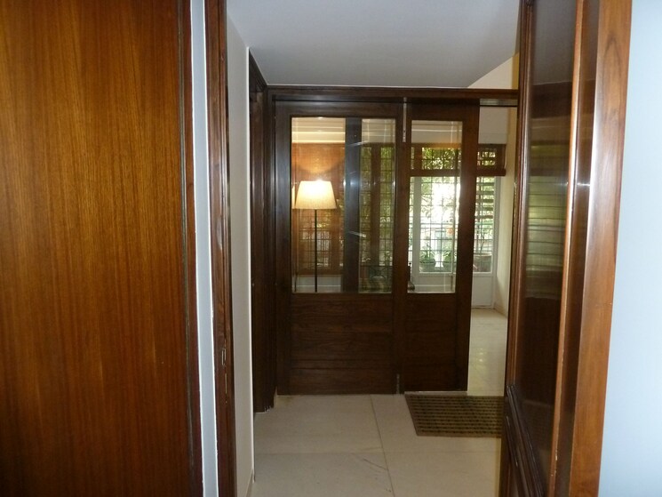 Room, boutique-residential-apartments-c-253 3 Bedroom 2500 Sq.Ft. Apartment In Defence Colony Delhi 8666542