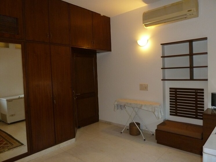 Room, boutique-residential-apartments-c-253 3 Bedroom 2500 Sq.Ft. Apartment In Defence Colony Delhi 8666542