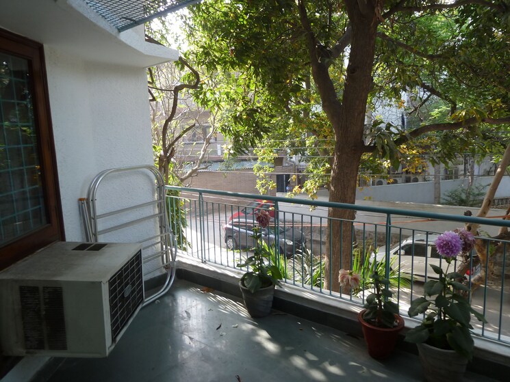 Balcony, boutique-residential-apartments-c-253 3 Bedroom 2500 Sq.Ft. Apartment In Defence Colony Delhi 8666542
