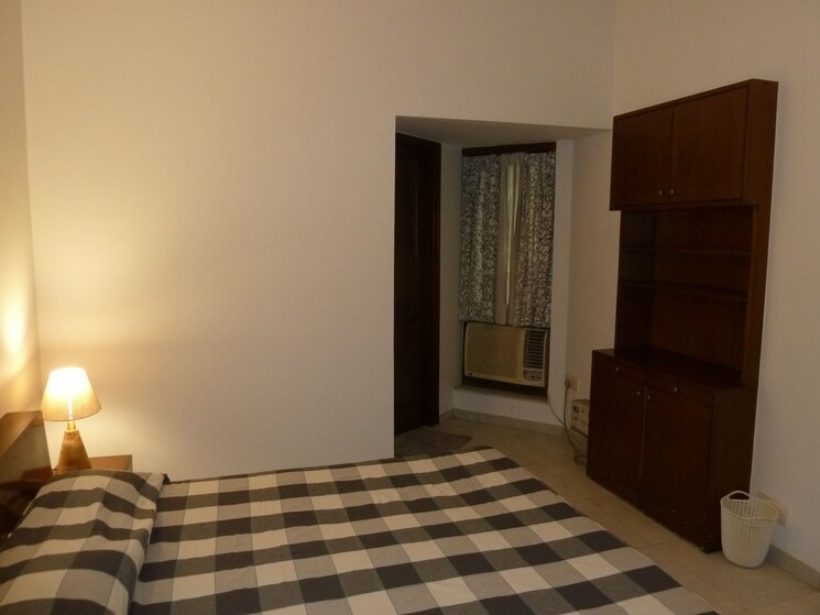 Room, boutique-residential-apartments-c-253 3 Bedroom 2500 Sq.Ft. Apartment In Defence Colony Delhi 8666542