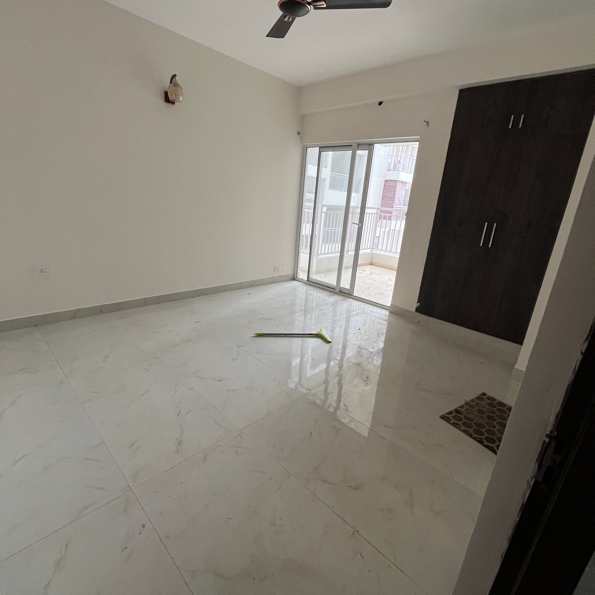 3 BHK Apartment For Sale in VVIP Mangal
