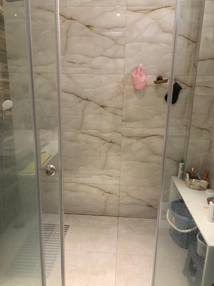 Bathroom, madhapur 3 Bedroom 3300 Sq.Ft. Apartment In Madhapur Hyderabad 8667081