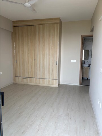 Room in 2 BHK Apartment at M3M Skywalk, Sector 74 – for Rent