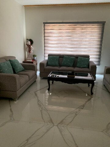 Living Room in 3 BHK Apartment at Madhapur – for Rent