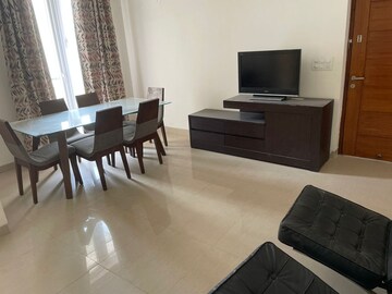 2.5 BHK Apartment For Rent in Emaar Emerald Estate, Sector 65