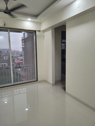 Room in 1 BHK Apartment at Juhi Niharika Absolute, Sector 39 Kharghar – for Rent
