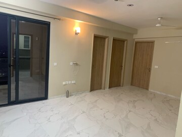 Room in 2 BHK Apartment at M3M Skywalk, Sector 74 – for Rent