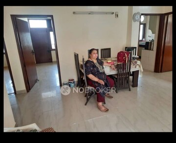 Living Room in 4 BHK Builder Floor at Ardee City, Sector 52 – for Rent