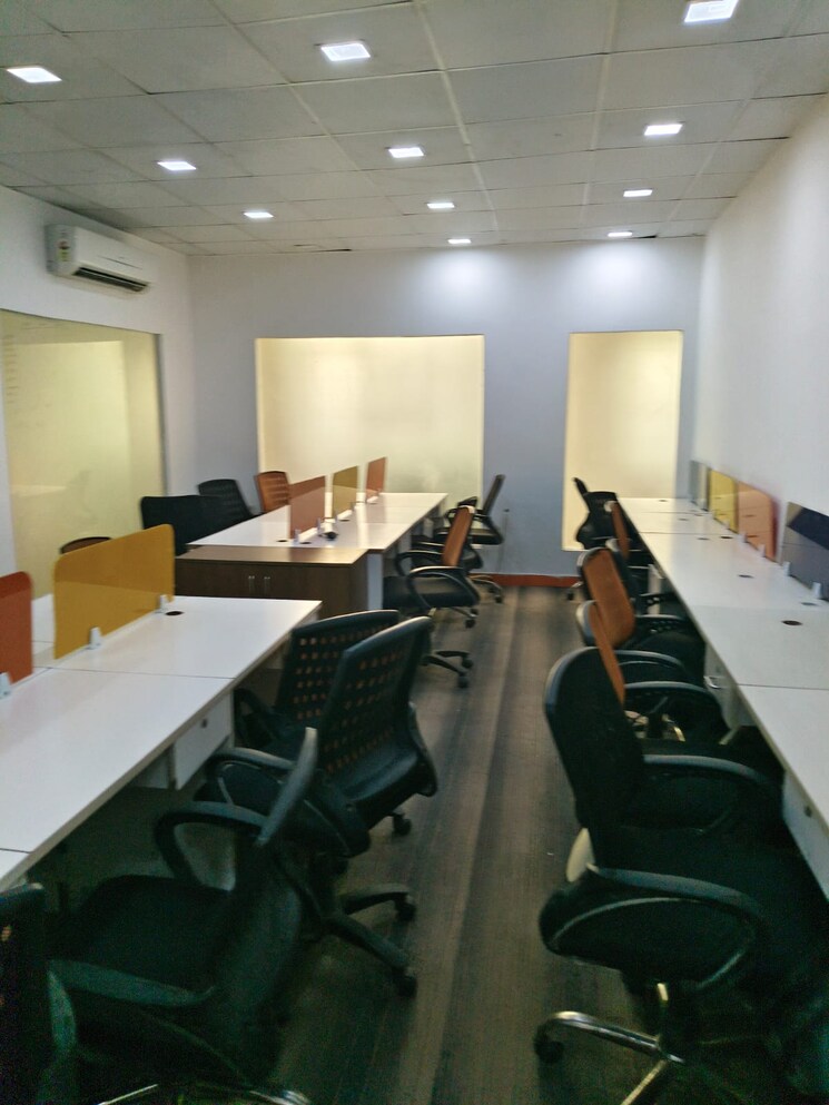 Team Area, sector 67 Commercial Office Space 1500 Sq.Ft. In Sector 67 Noida 8667356