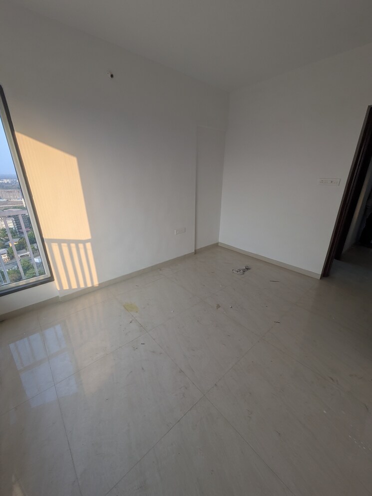 Room, triveni-crown 2 Bedroom 713 Sq.Ft. Apartment In Kalyan West Thane 8667477