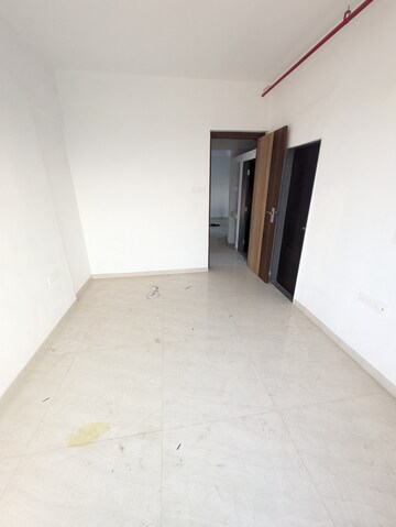 Room in 2 BHK Apartment at Triveni Crown, Kalyan West – for Rent