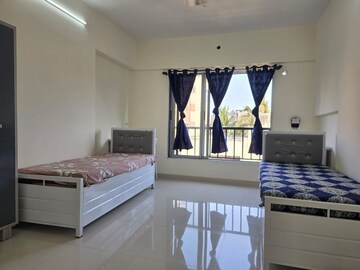  Pg For Rent in Vile Parle West
