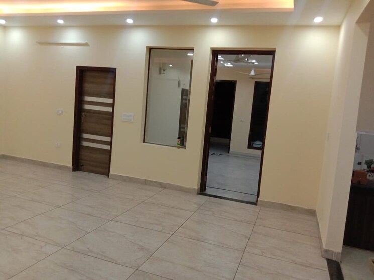 Room, silver-city-extention 3 Bedroom 1500 Sq.Ft. Builder Floor In Vip Road Zirakpur 8667437