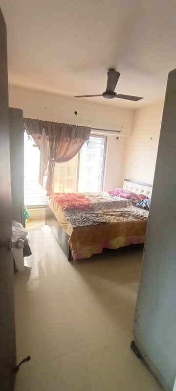 2 BHK Apartment For Rent in Lotus  Lotus Heights, Malad West