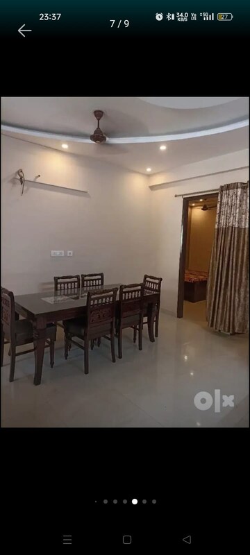 Team Area in 3 BHK Builder Floor at Sunshine Enclave, Vip Road – for Rent