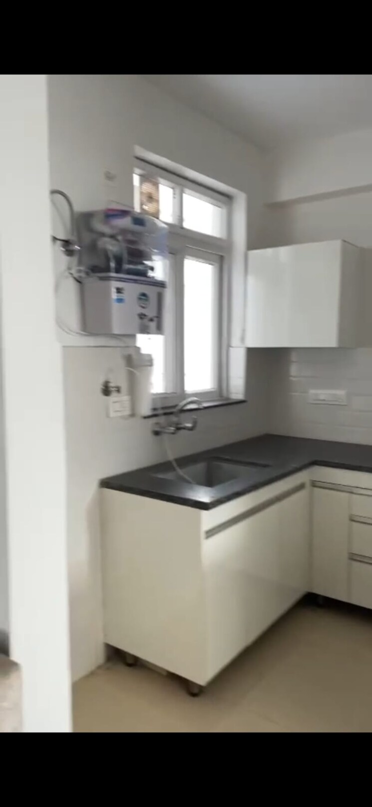 Kitchen, central-town 1 RK 900 Sq.Ft. Apartment In Vip Road Zirakpur 8667502