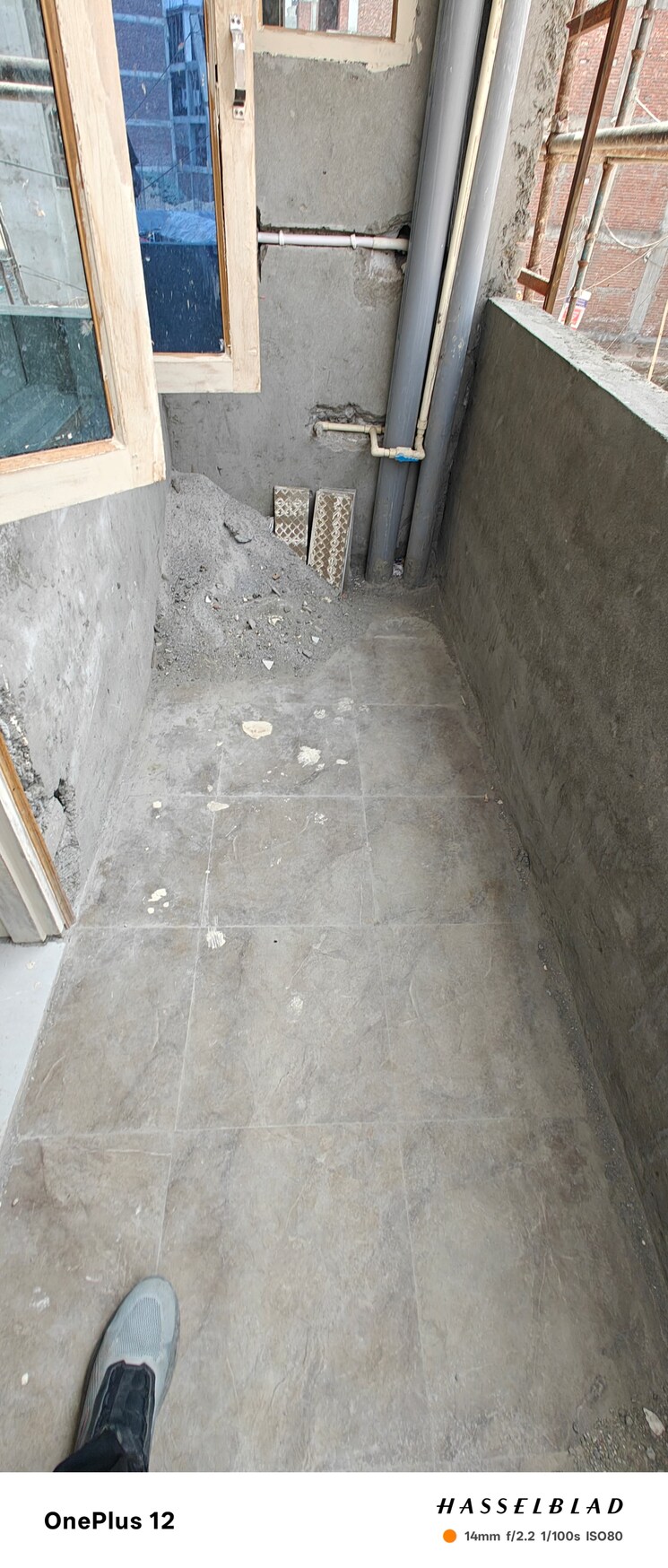 Other, sector 73 2 Bedroom 1000 Sq.Ft. Builder Floor In Sector 73 Noida 8667594