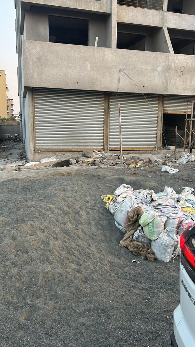  Parking, surana-sagar-vihar Commercial Shop 600 Sq.Ft. In Bokadvira Navi Mumbai 8667580