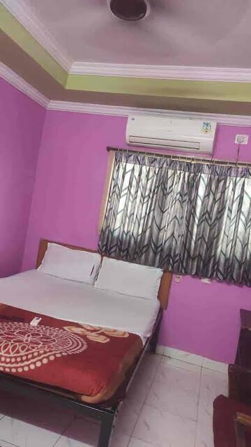 Bedroom in 2 BHK Builder Floor at Sector 57 – for Rent