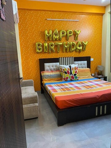 Bedroom in 3 BHK Builder Floor at Sai Tower Gurgaon, Sector 8 – for Rent