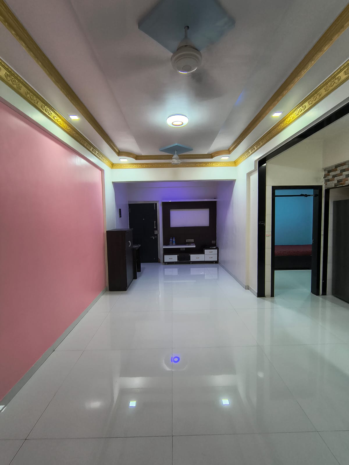 2 BHK + Study Room Apartment For Rent in Laxmi Tower Seawoods